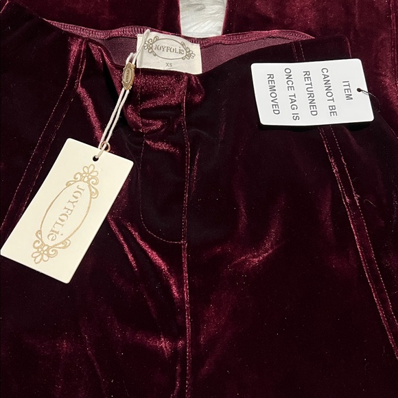 Joyfollie Wine Red Velvet High Rise Pants + Crackled Gold Halter Top Set XS NWT - Picture 3 of 17